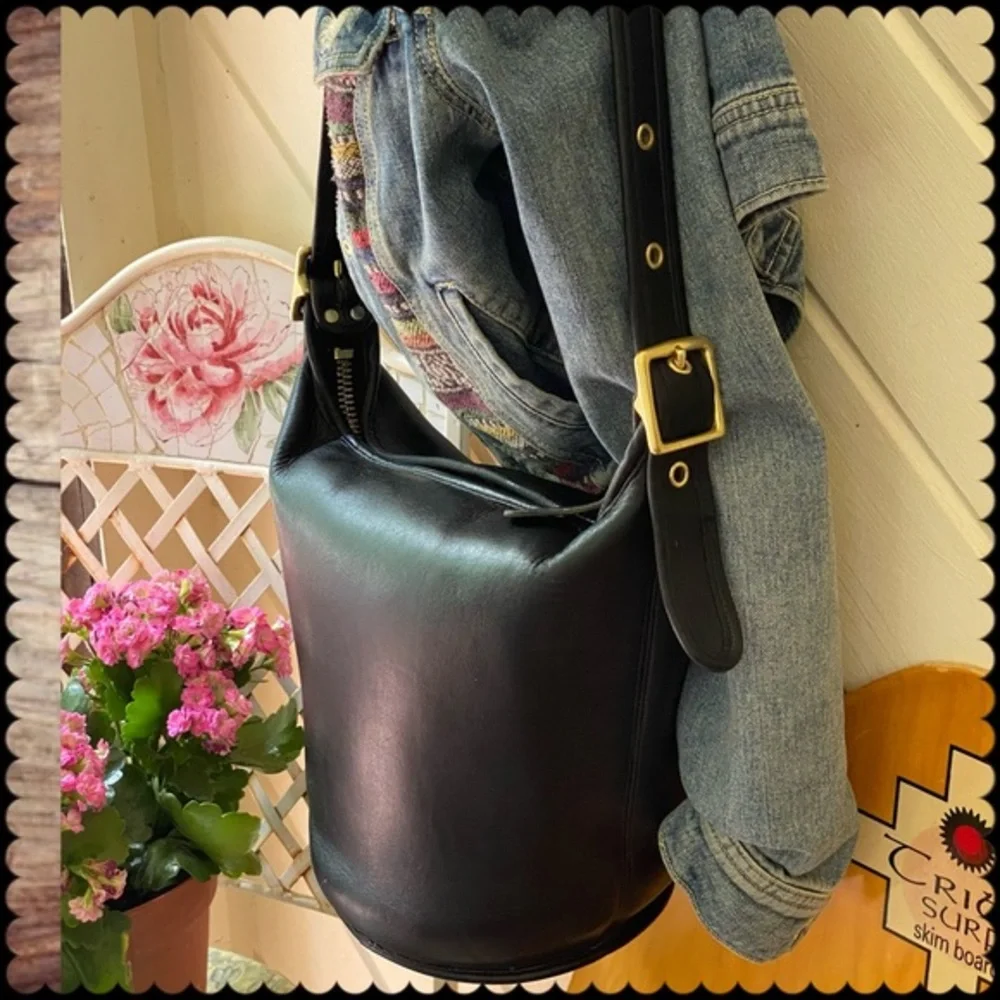 COACH BLACK HELEN BERG’S LEGACY DUFFLE BAG 9953